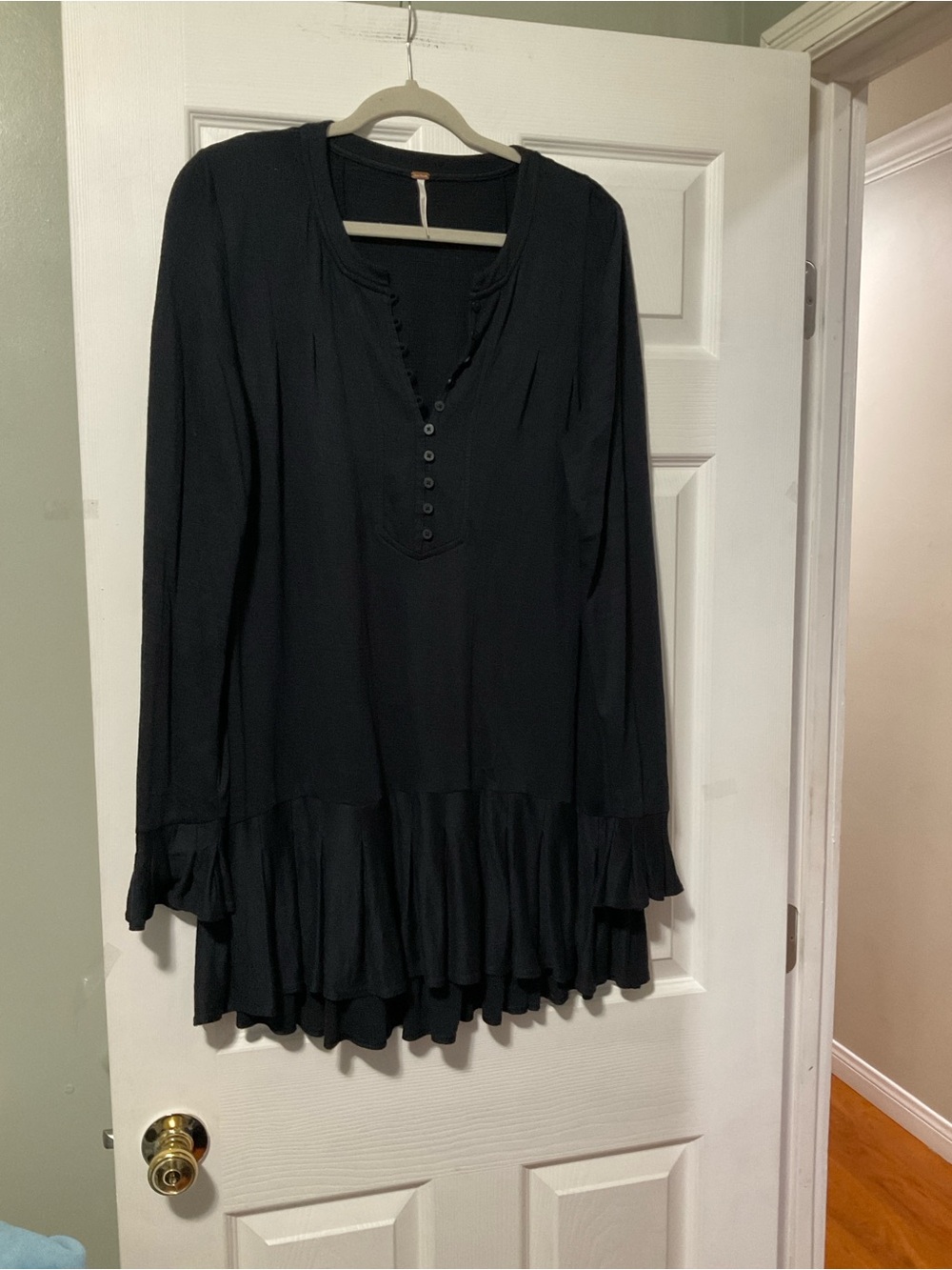 Lucky Brand Black Ruffle-Hem Buttoned Tunic